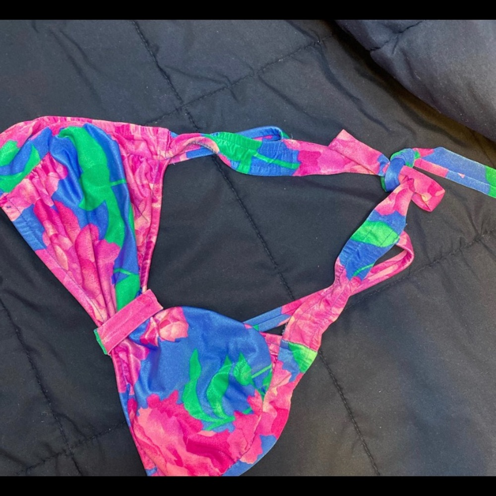 Vintage bikini top
